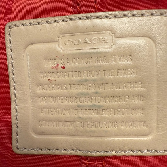 Coach Legacy Weekend Colorblock Signature Nylon Hippie Swing Bag Christmas Red - Picture 4 of 16